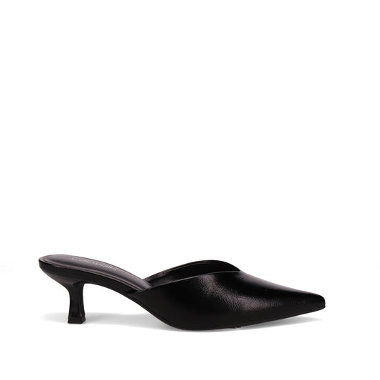 Inniu Catwalk Frankie Mule Black Patent