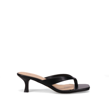 Inniu Catwalk Stacey Kitten Heel Black