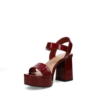 Inniu Catwalk Atlanta Platform Heels Wine Patent