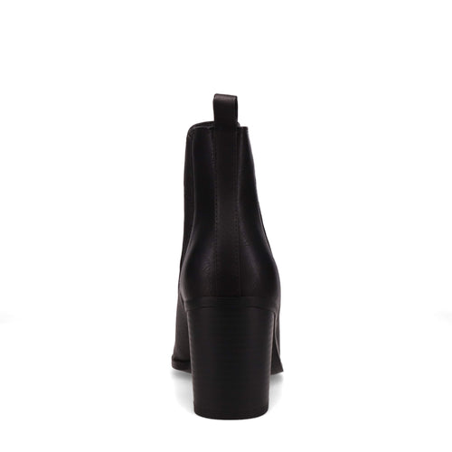 Inniu Catwalk Clover Slip on Ankle Boots Black