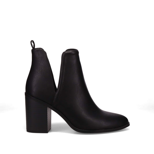 Inniu Catwalk Allisandra Slip On Ankle Boots Black