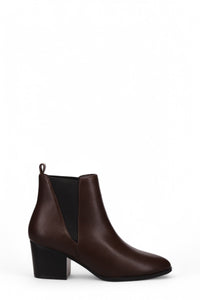 Inniu Catwalk Lilybet Slip On Boots Chocolate